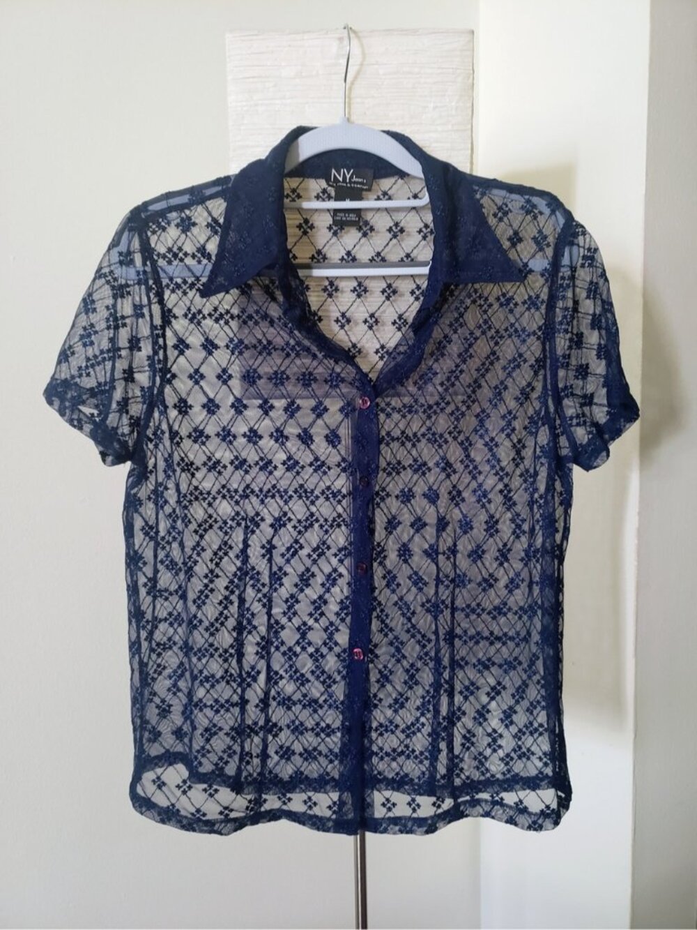 New York & Company Navy Blue Sheer Lace Blouse Short Sleeve Size M - Picture 2 of 8